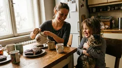 Životní historka: Neteř mi pošeptala jedno slovo a na návštěvě bylo najednou divně