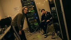 Životní historka: Jediný páteční večer v serverovně mi převrátil přátelství naruby