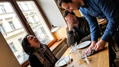 Životní historka: Jeden dětský vtip u firemní večeře změnil, jak vidím své kolegy